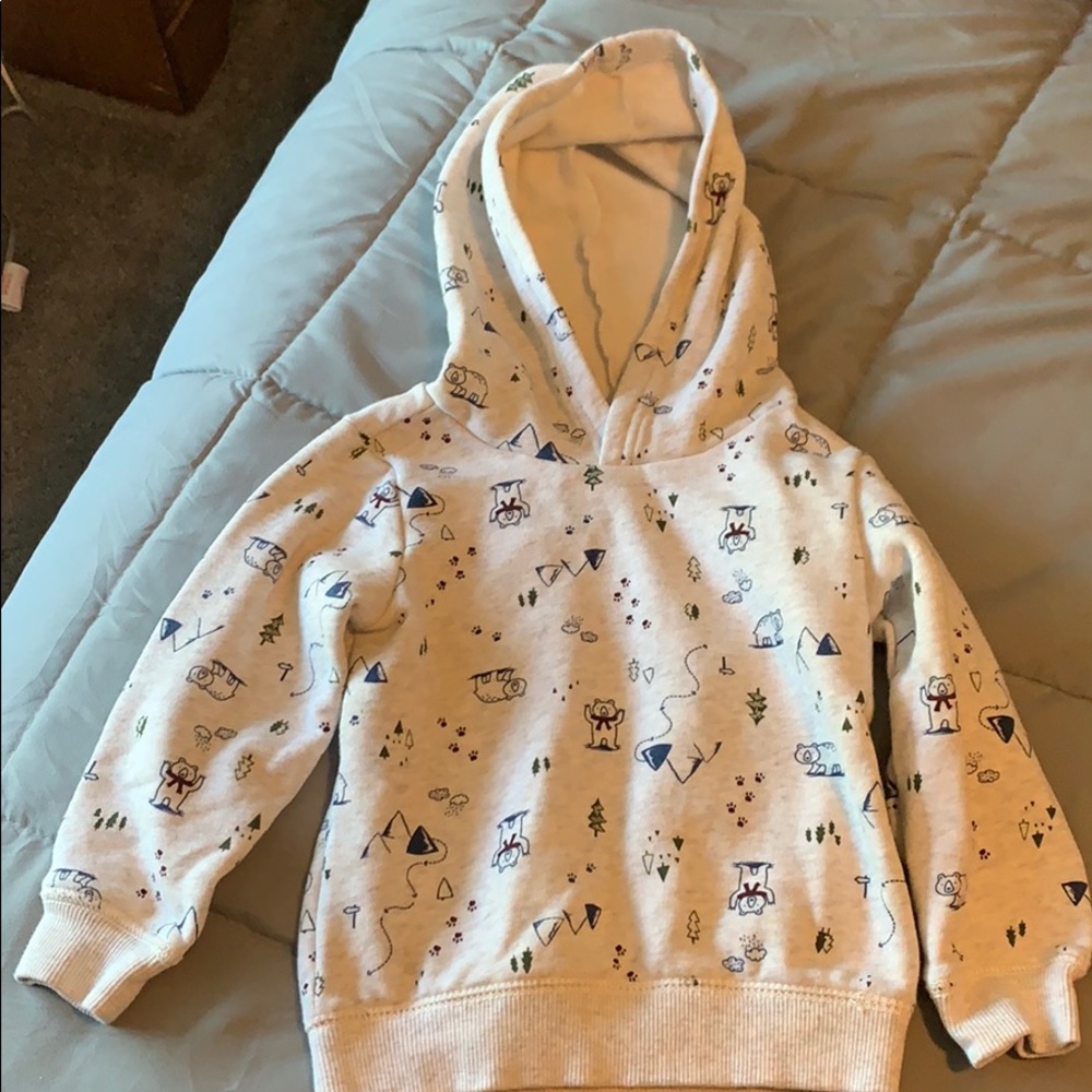 Carter’s Sweatshirt